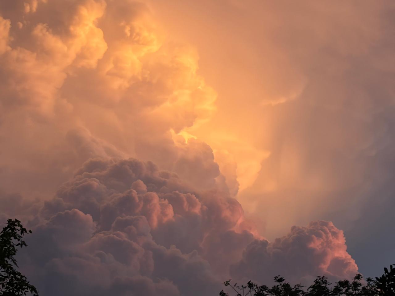 Storm-cloud afternoon